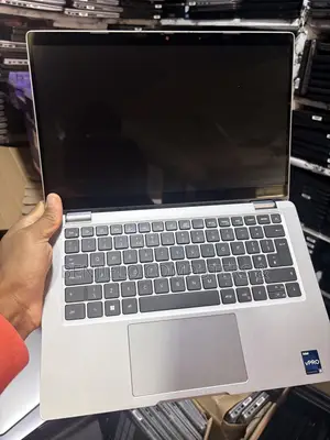 Laptop Dell Latitude 5300 2-in-1 16GB Intel Core i5 SSD 256GB