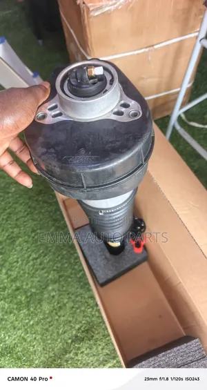 Range Rover Vogue, Sport 2022,2025 Front Air Suspension Shock Absorber