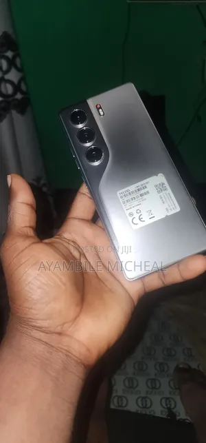 Tecno Camon 40 256 GB Gray