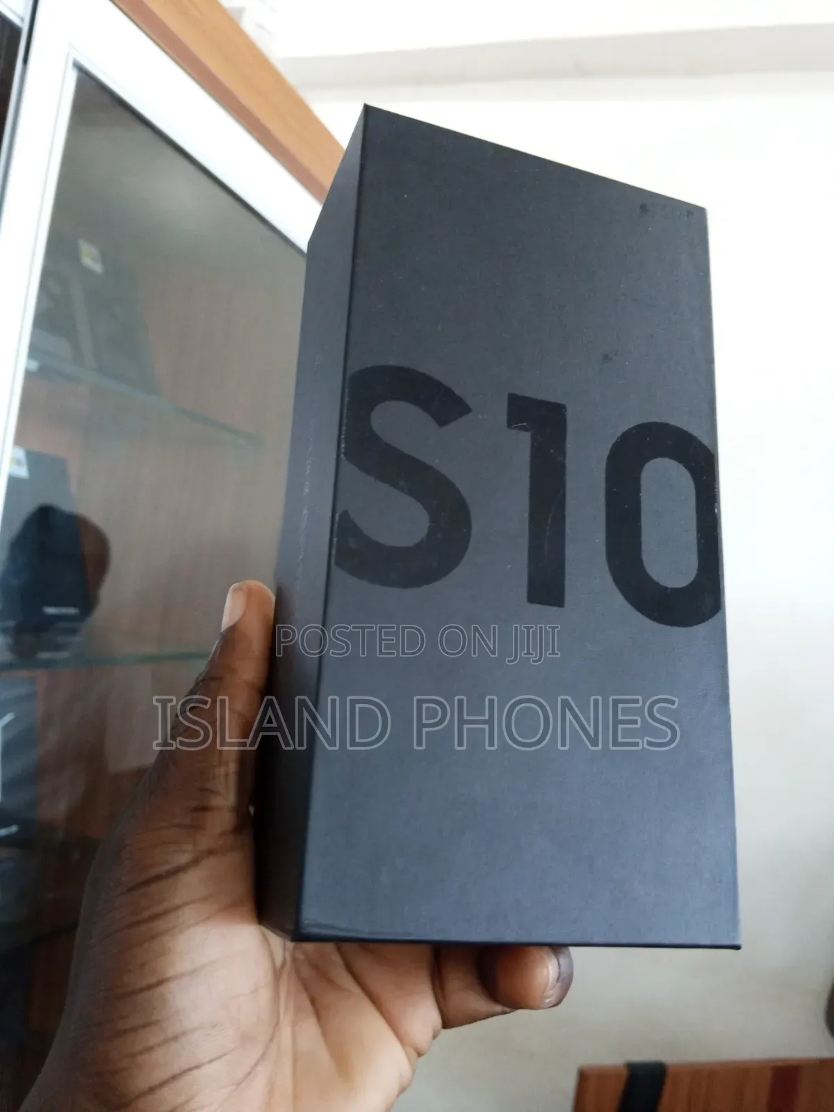 New Samsung Galaxy S10 128 GB Black