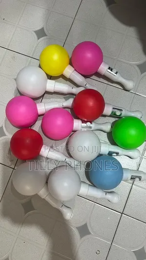 Mimi Plastic Maracas