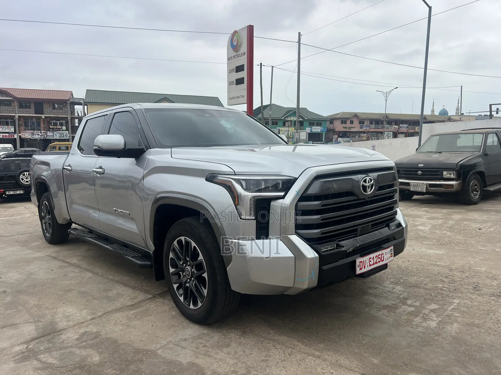 Toyota Tundra 2024 Silver