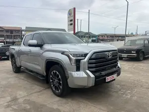 Toyota Tundra 2024 Silver