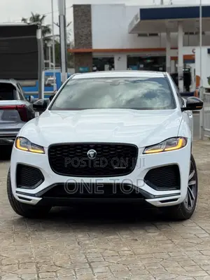 Jaguar F-Pace P250 R-Dynamic S AWD 2024 White