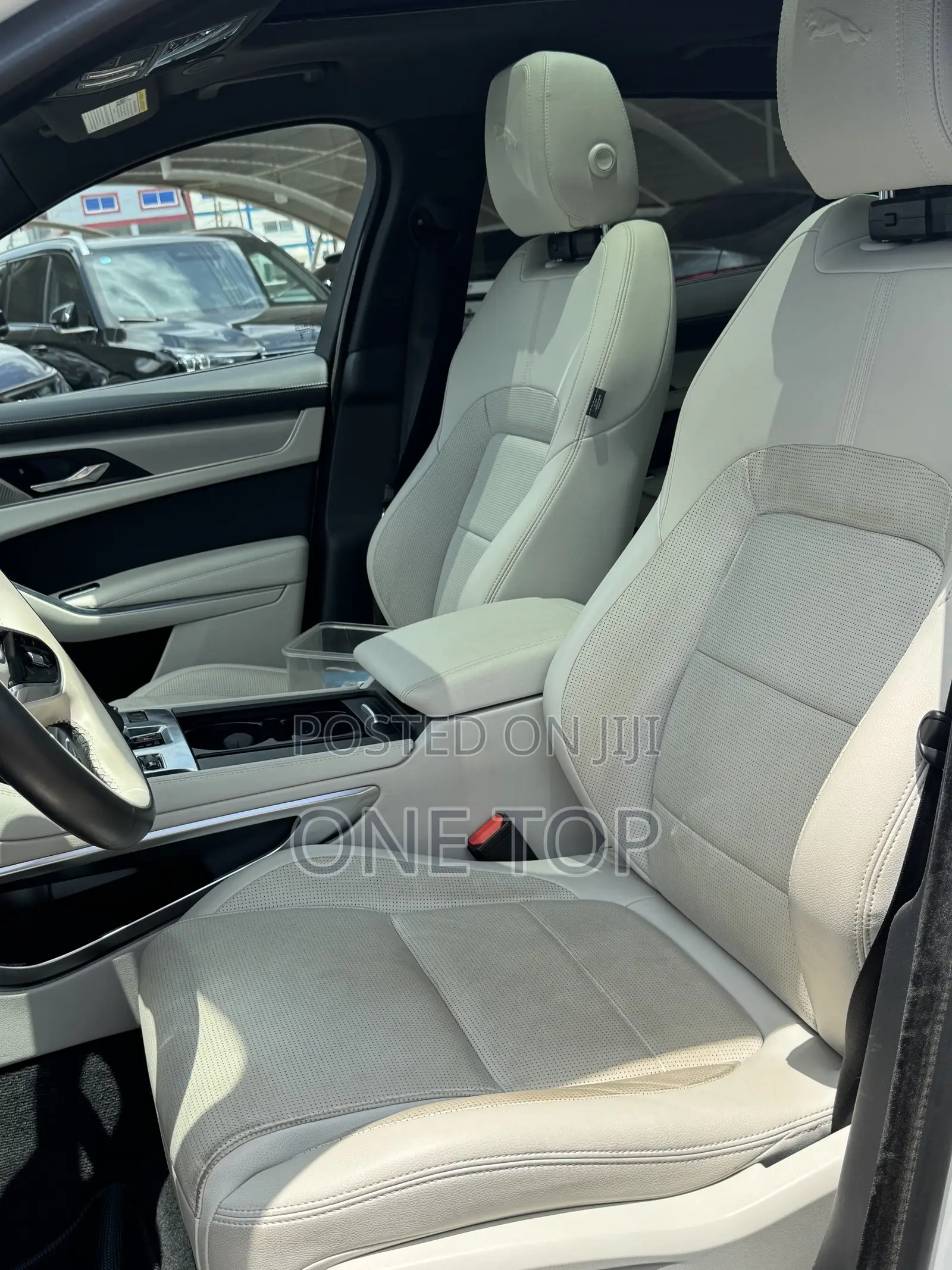 Jaguar F-Pace P250 R-Dynamic S AWD 2024 White