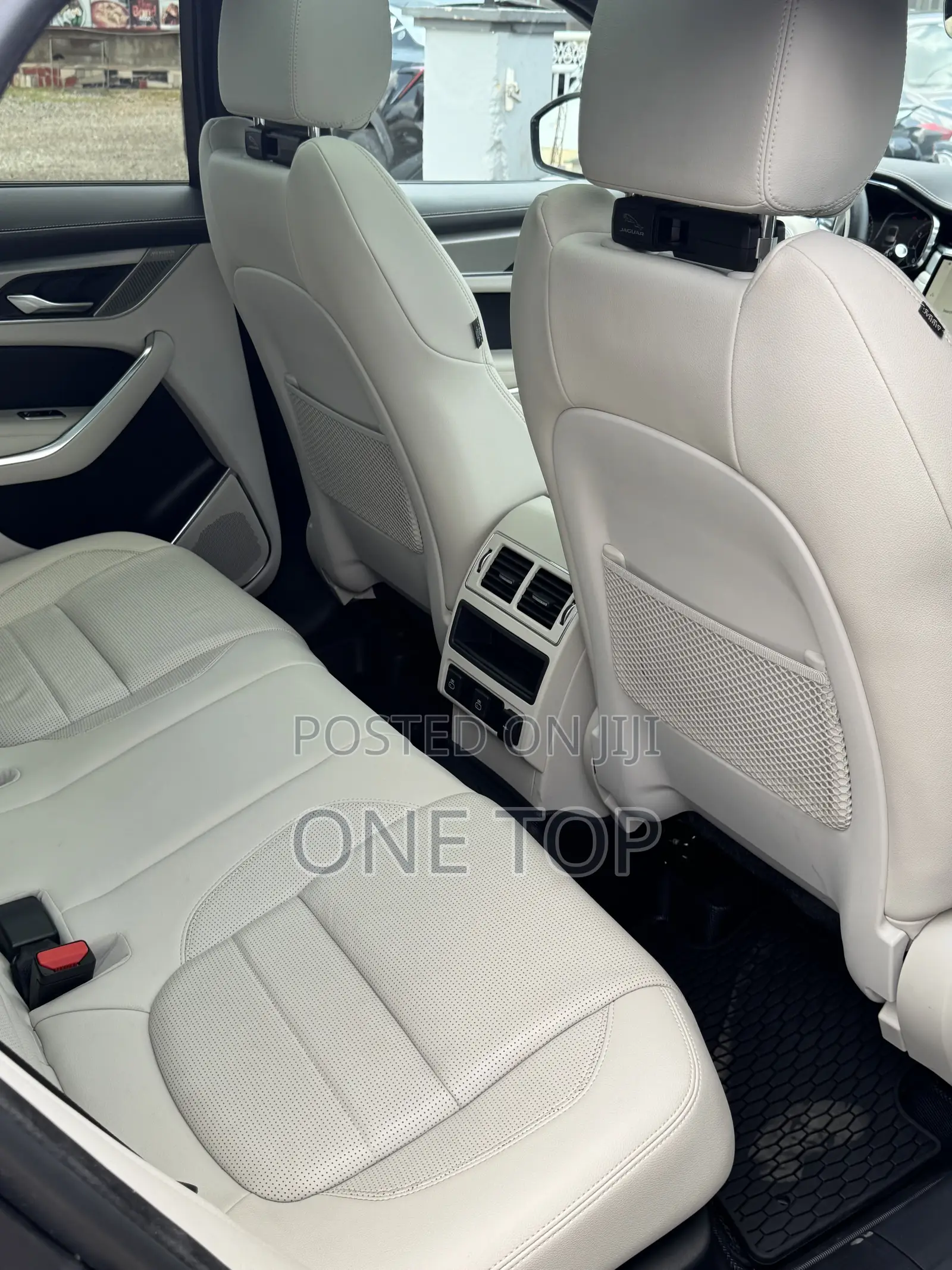 Jaguar F-Pace P250 R-Dynamic S AWD 2024 White