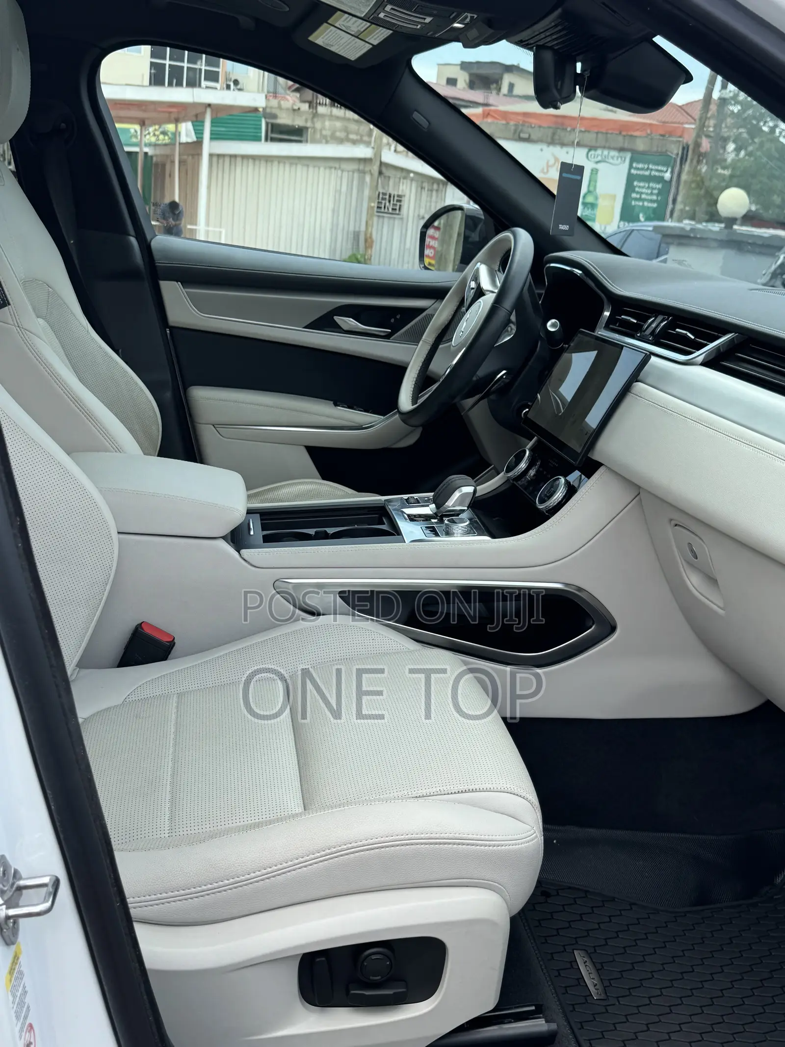 Jaguar F-Pace P250 R-Dynamic S AWD 2024 White