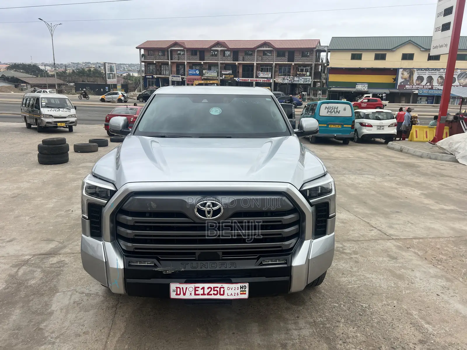 Toyota Tundra 2024 Silver