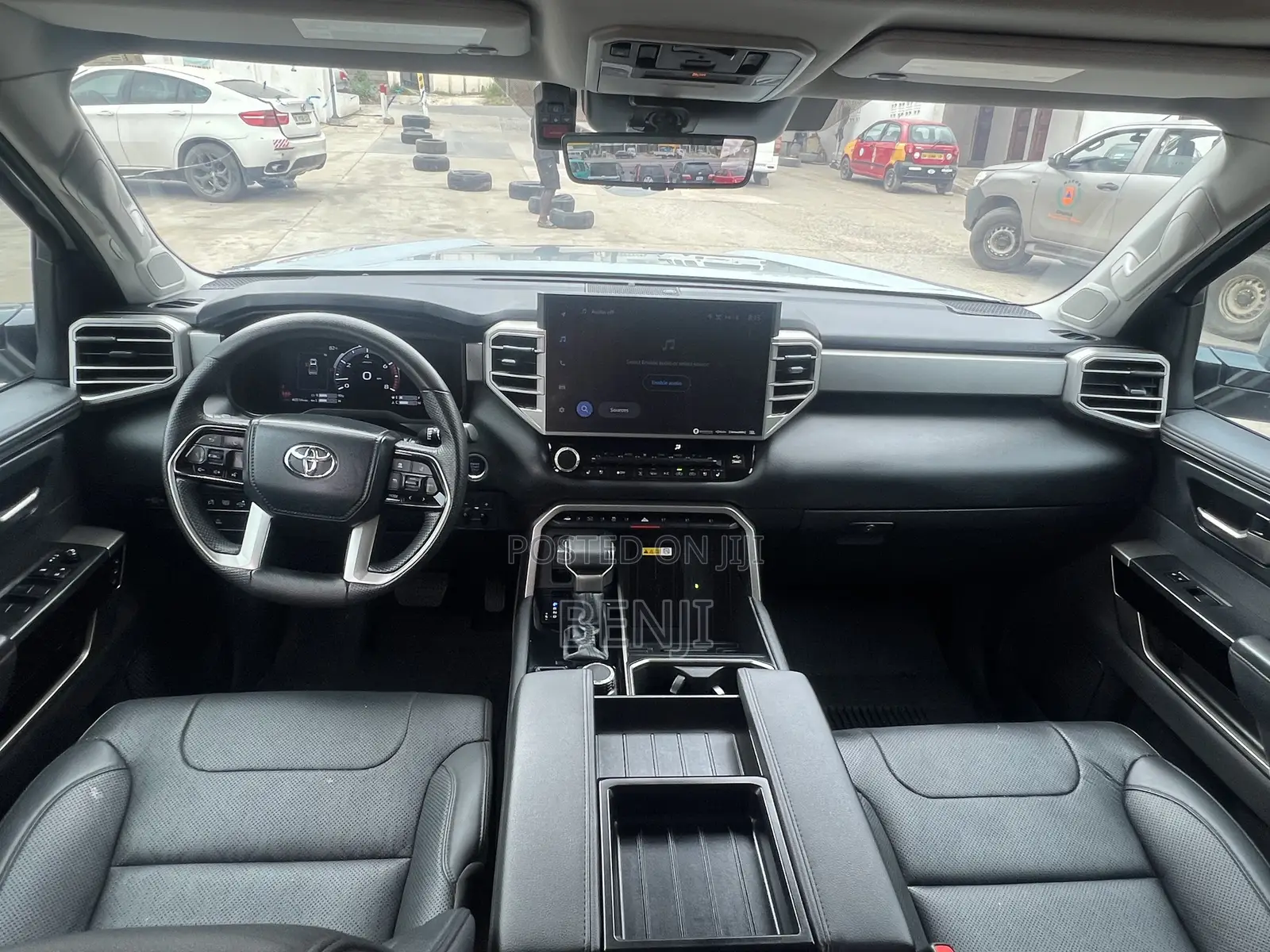 Toyota Tundra 2024 Silver