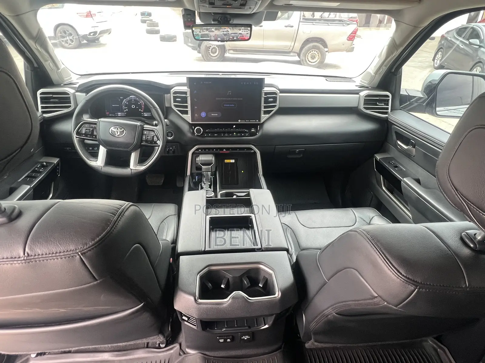 Toyota Tundra 2024 Silver