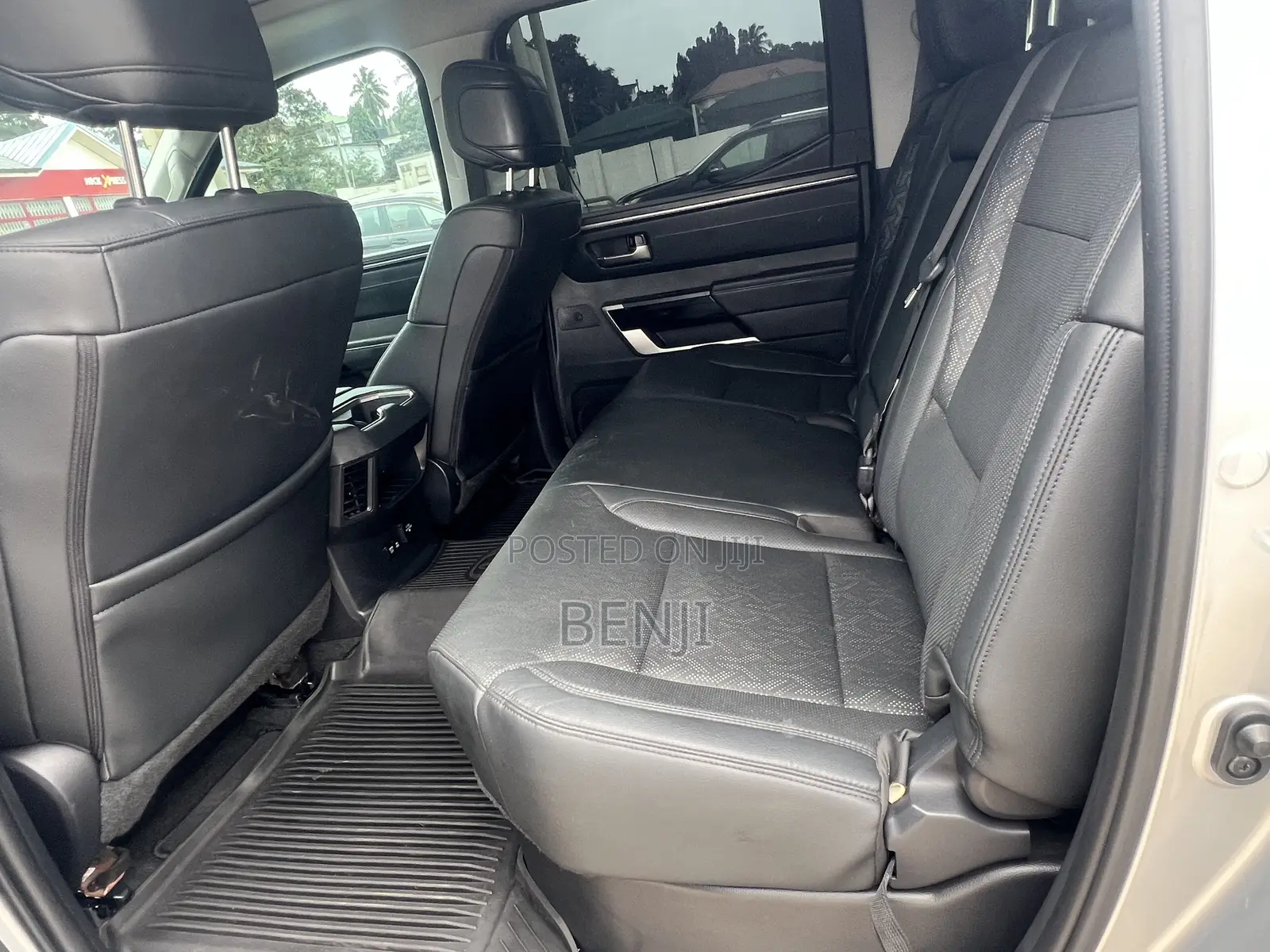 Toyota Tundra 2024 Silver