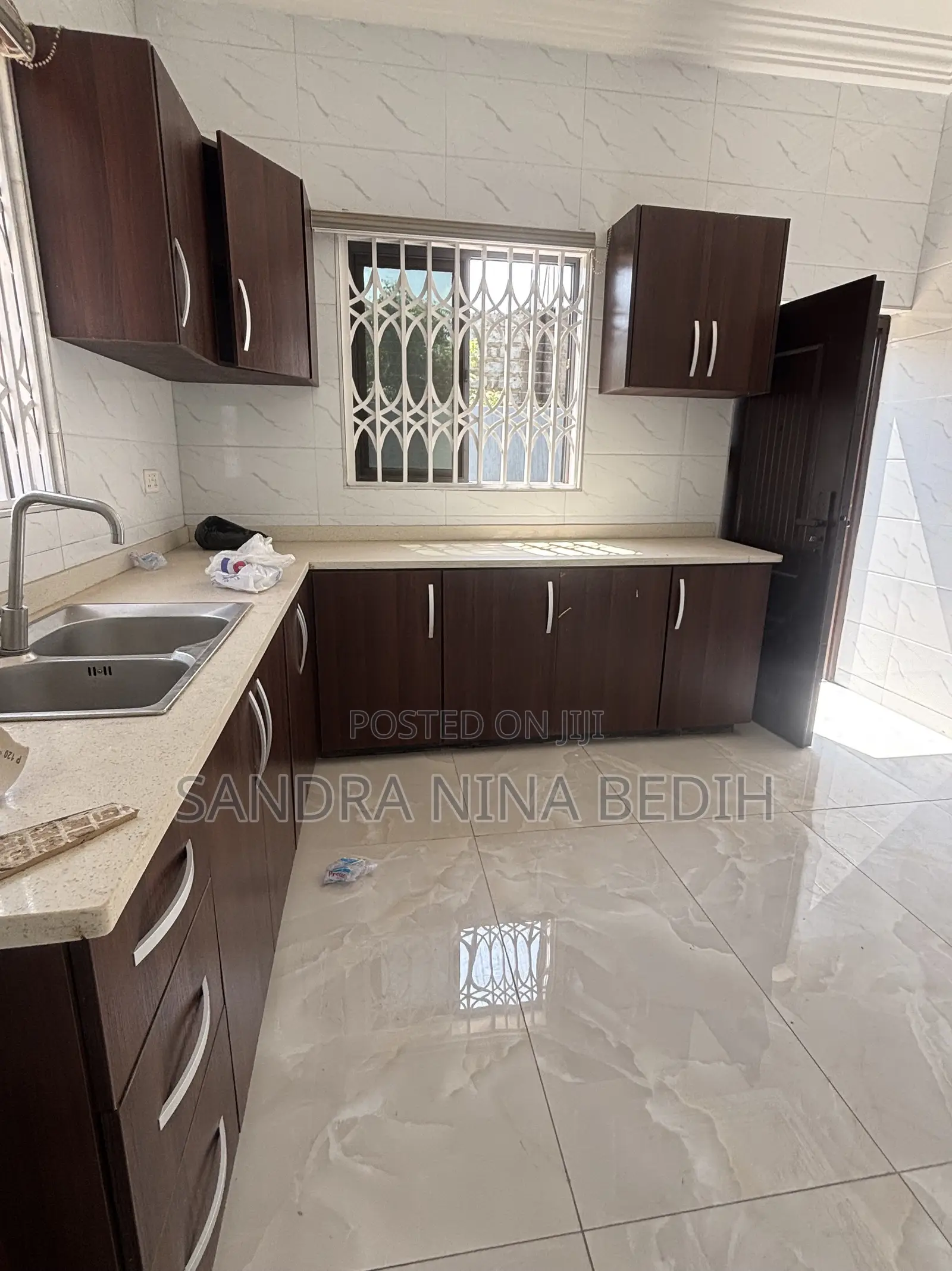 3bdrm House in East Legon for rent