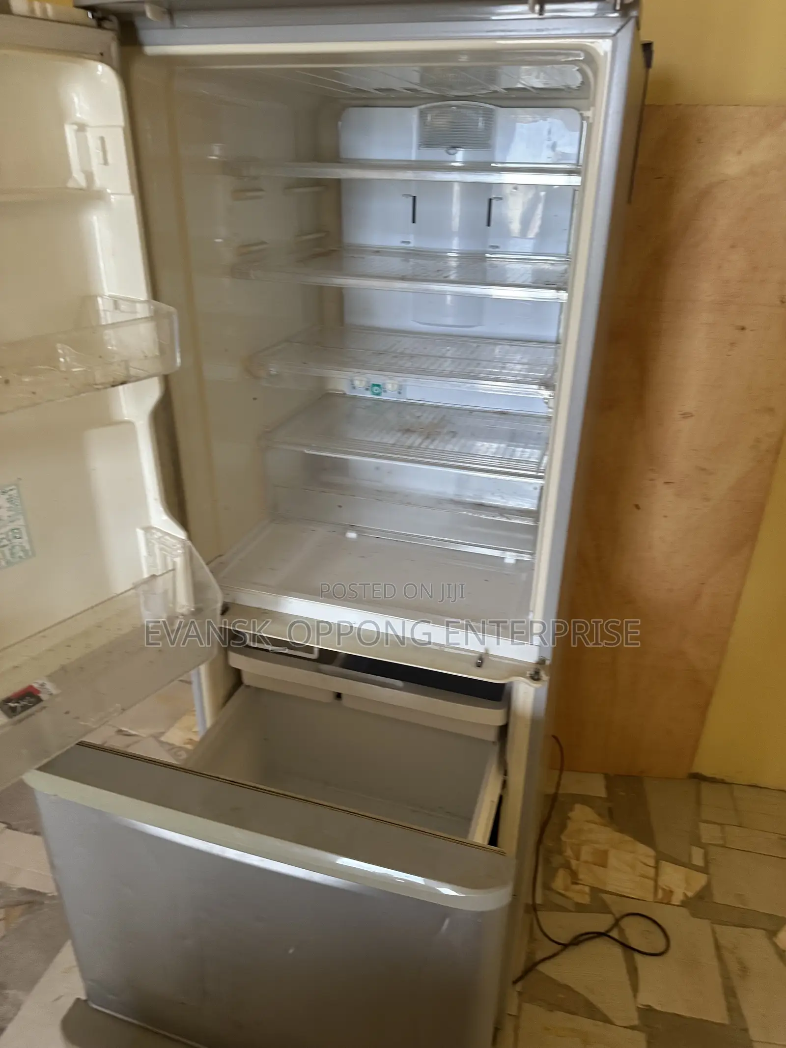 Sharp 350l Refrigerator