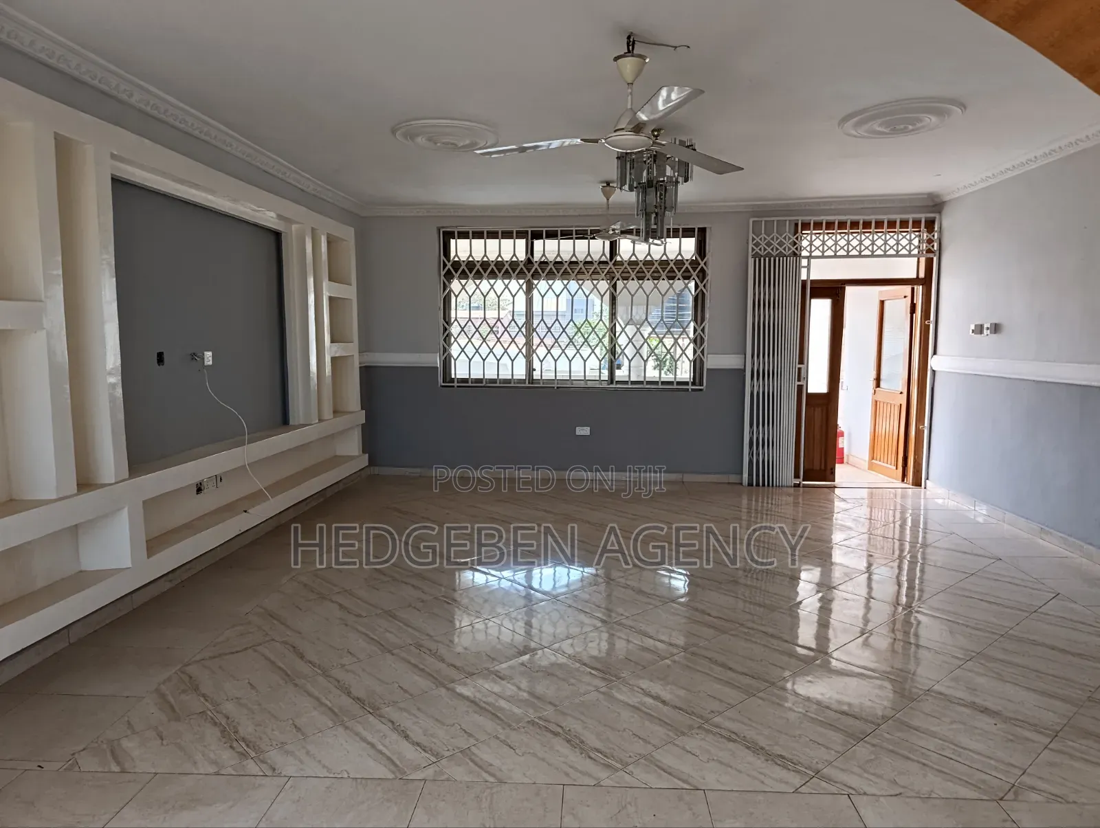 3bdrm Apartment in Adenta, Housing Down for rent