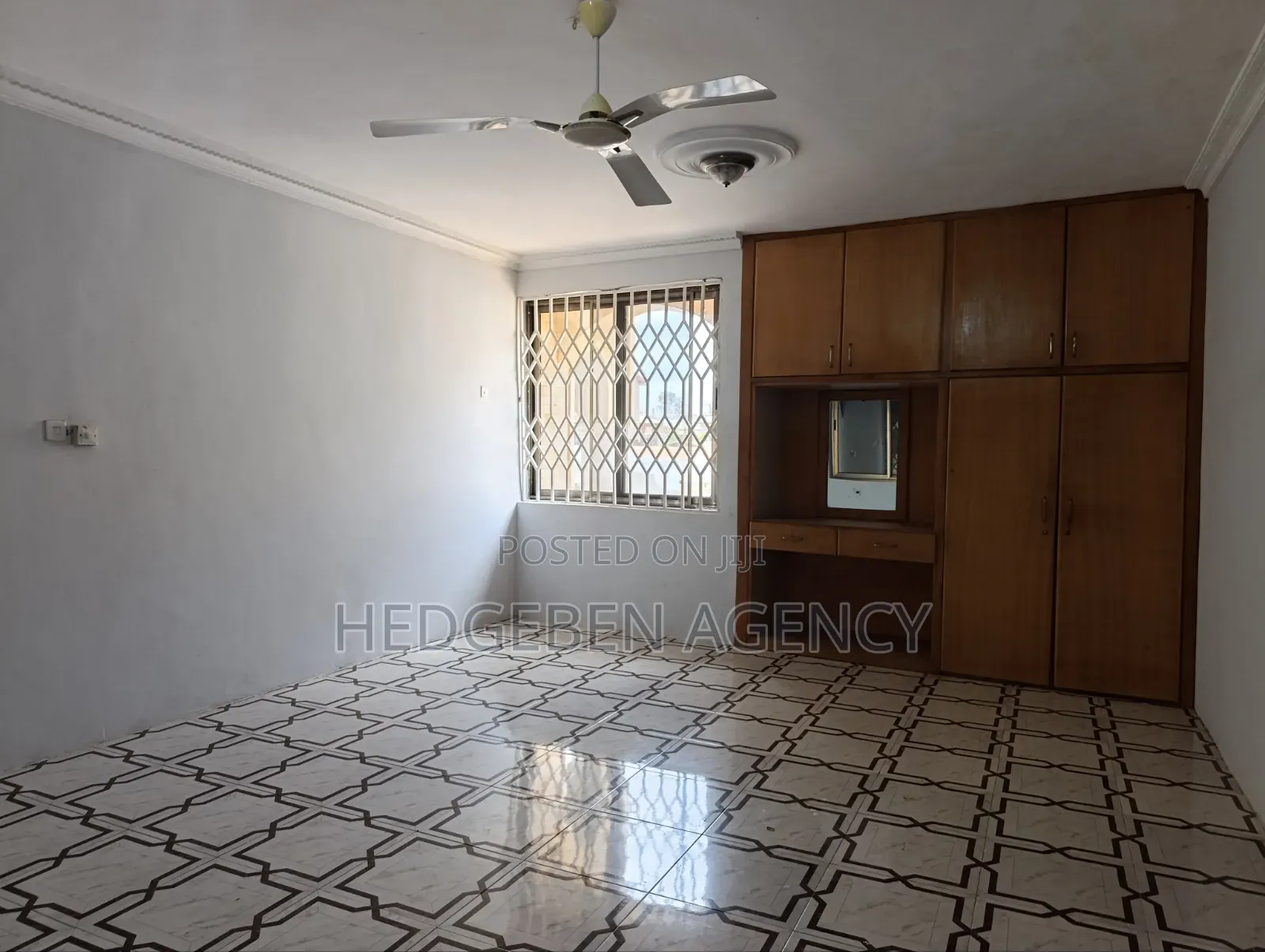3bdrm Apartment in Adenta, Housing Down for rent