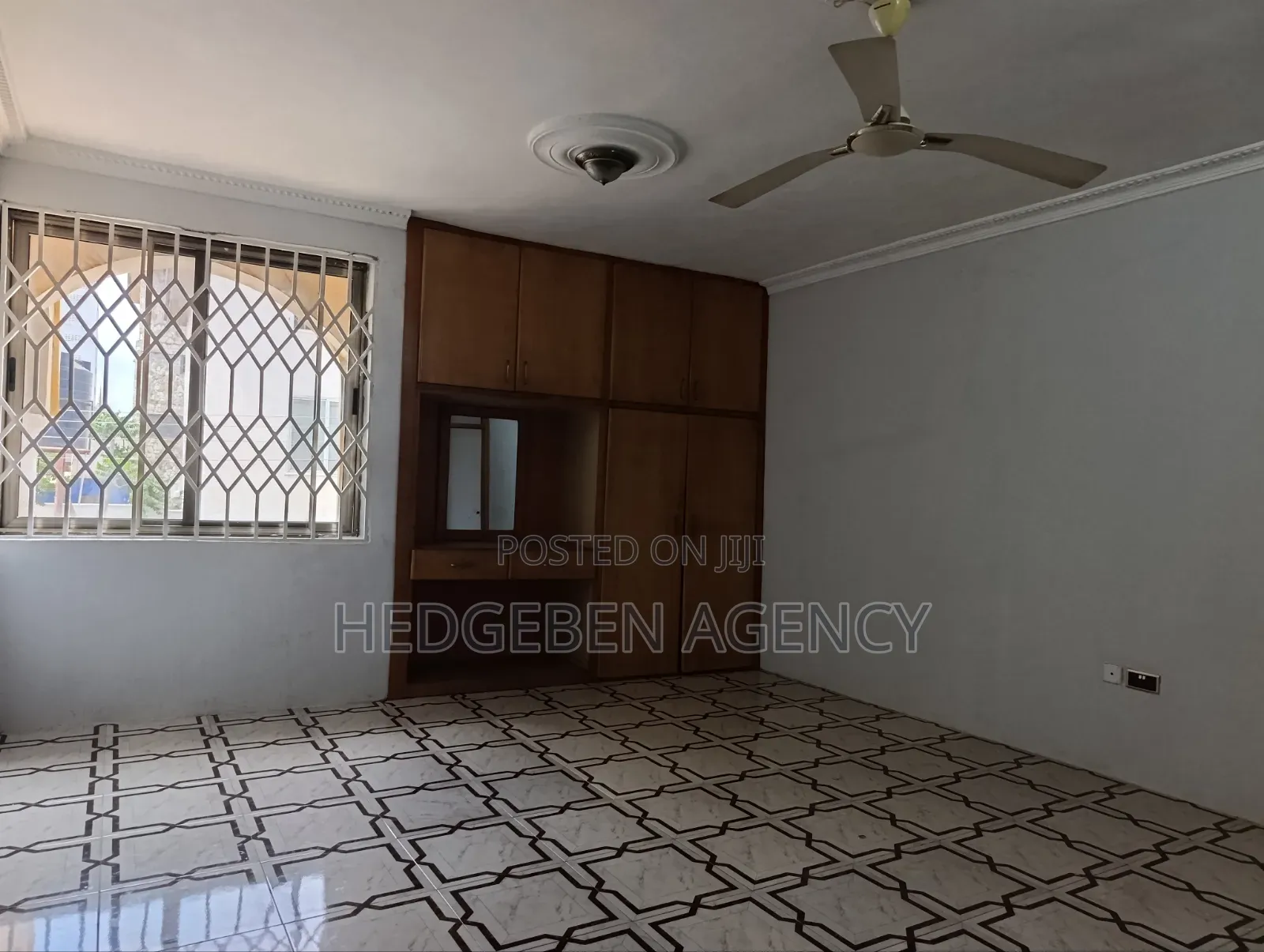 3bdrm Apartment in Adenta, Housing Down for rent