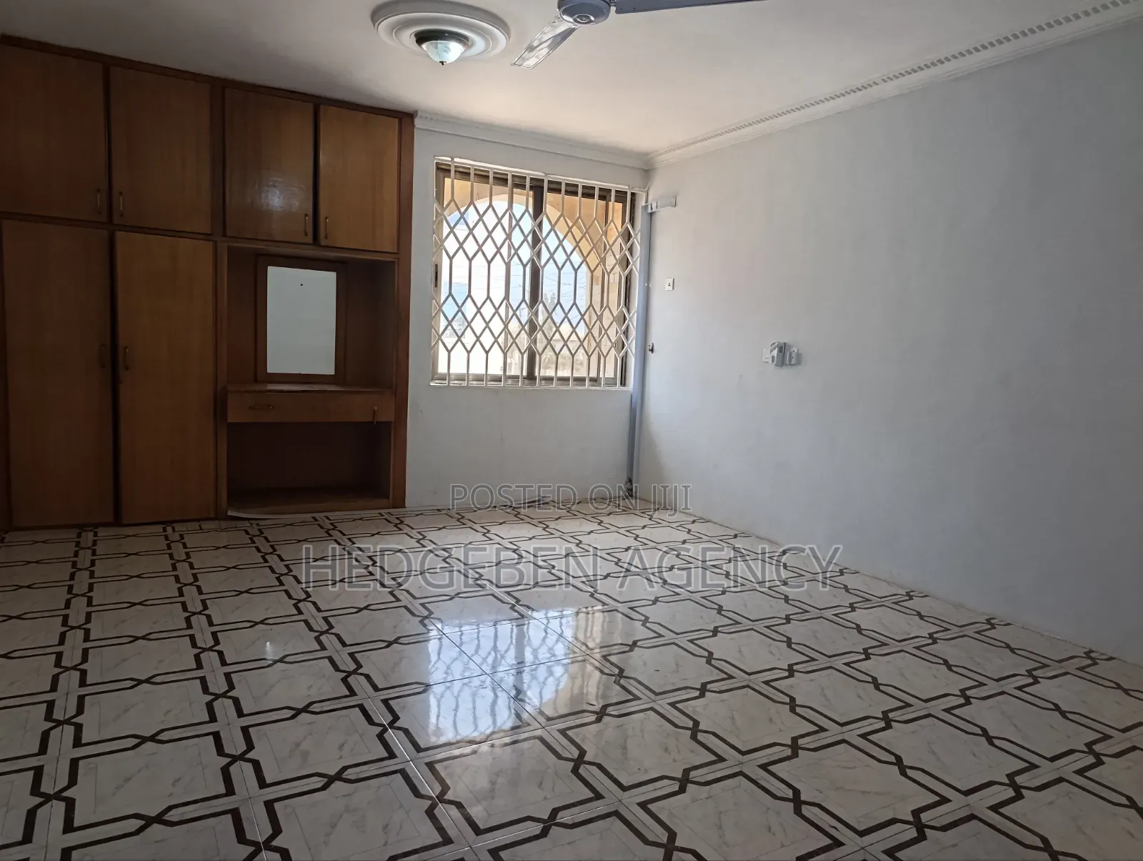 3bdrm Apartment in Adenta, Housing Down for rent