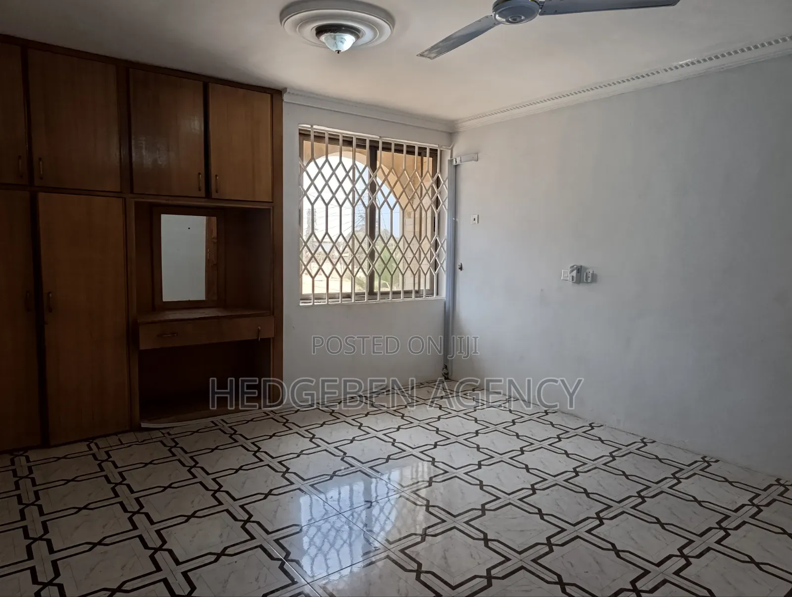 3bdrm Apartment in Adenta, Housing Down for rent