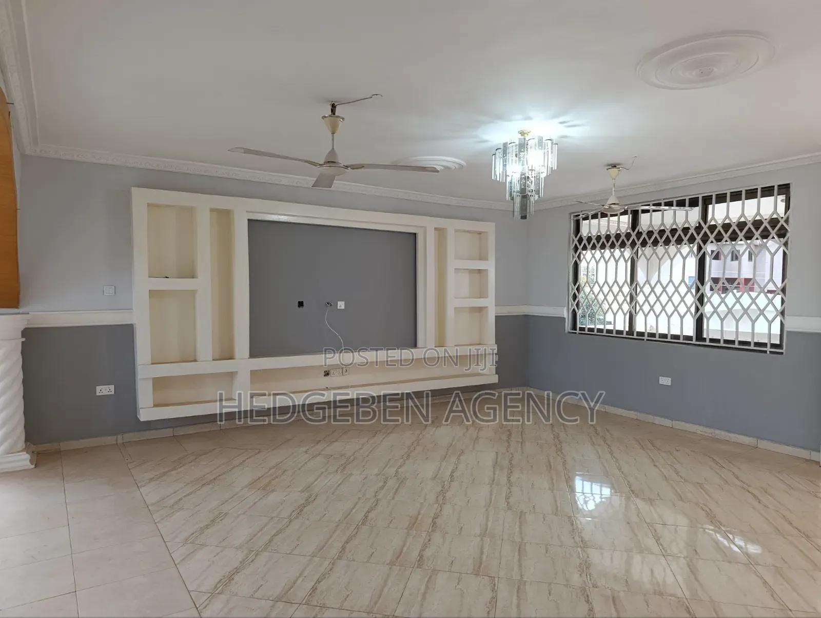 3bdrm Apartment in Adenta, Housing Down for rent