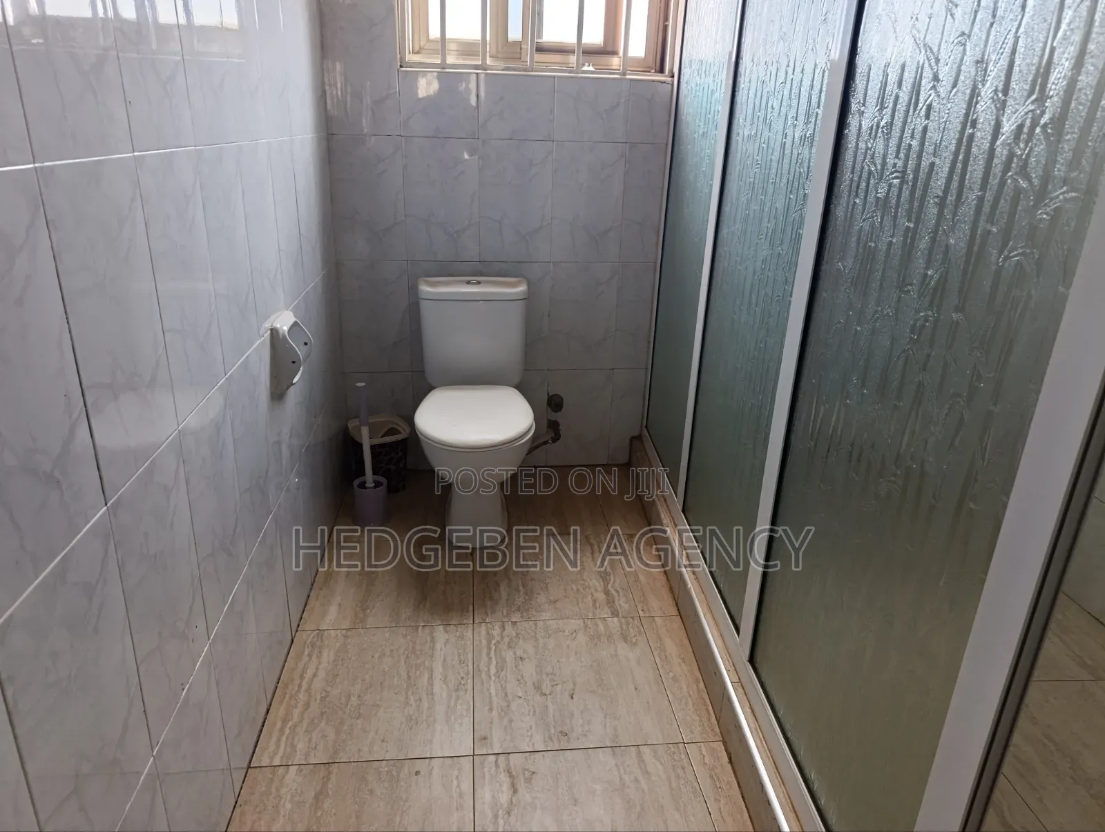 3bdrm Apartment in Adenta, Housing Down for rent