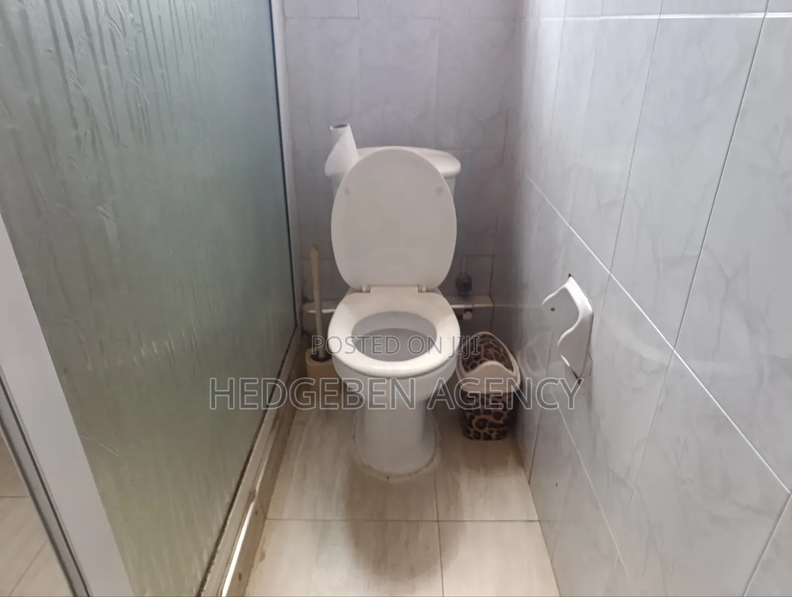 3bdrm Apartment in Adenta, Housing Down for rent