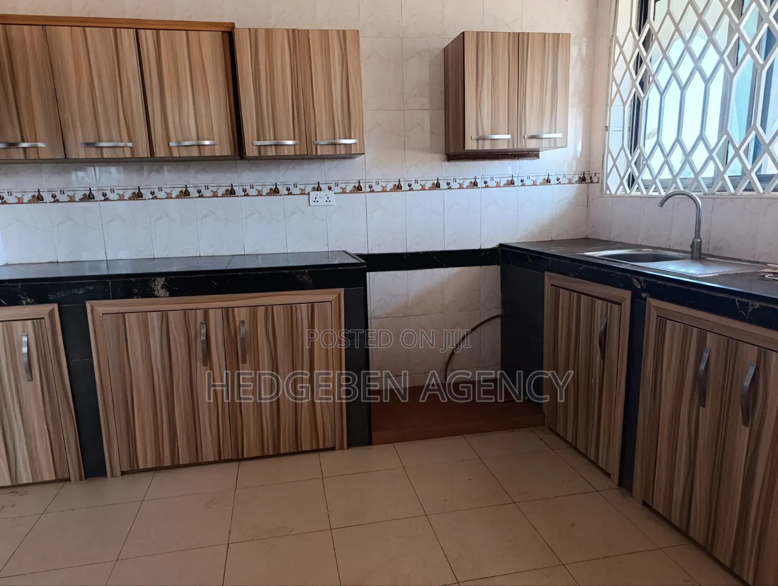 3bdrm Apartment in Adenta, Housing Down for rent