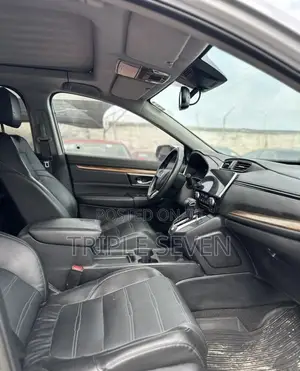 Honda CR-V Touring AWD 2019 Silver