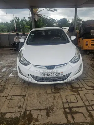 Hyundai Elantra SE Sedan FWD (1.8L 4cyl 6A) 2016 White