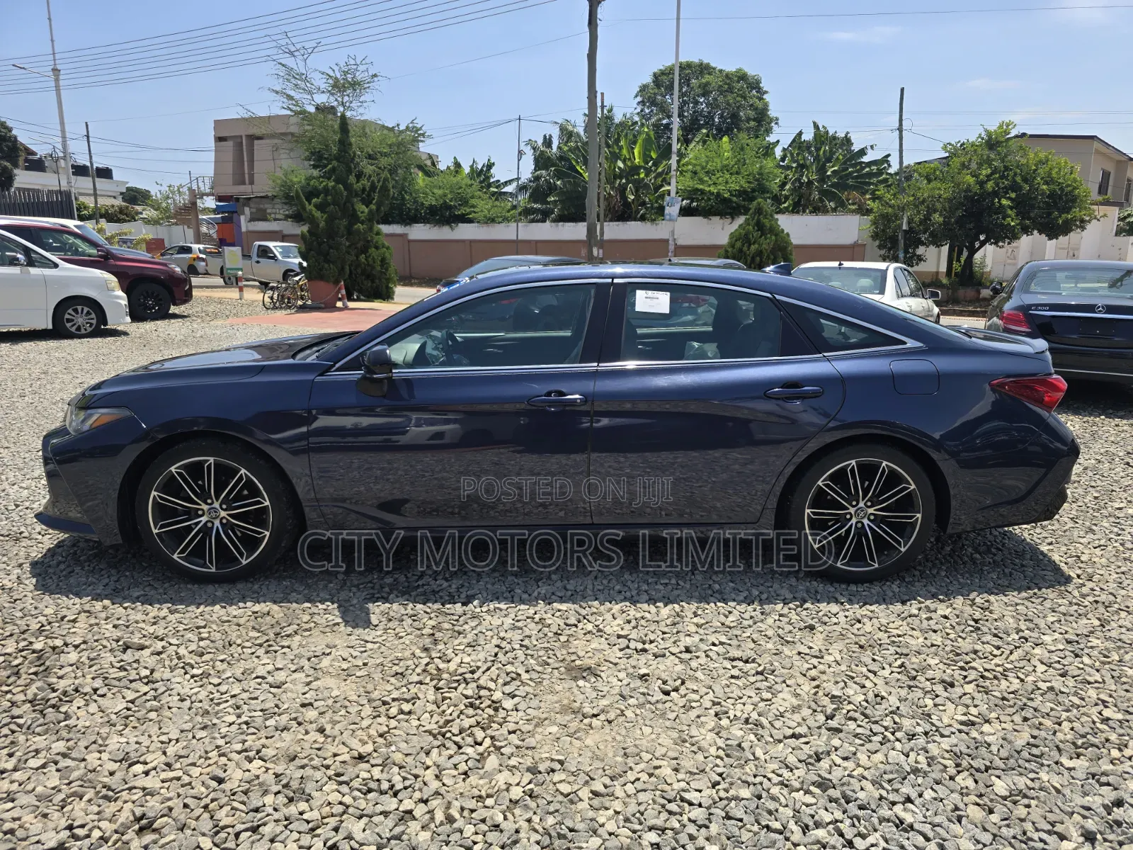 Toyota Avalon 2019 Blue