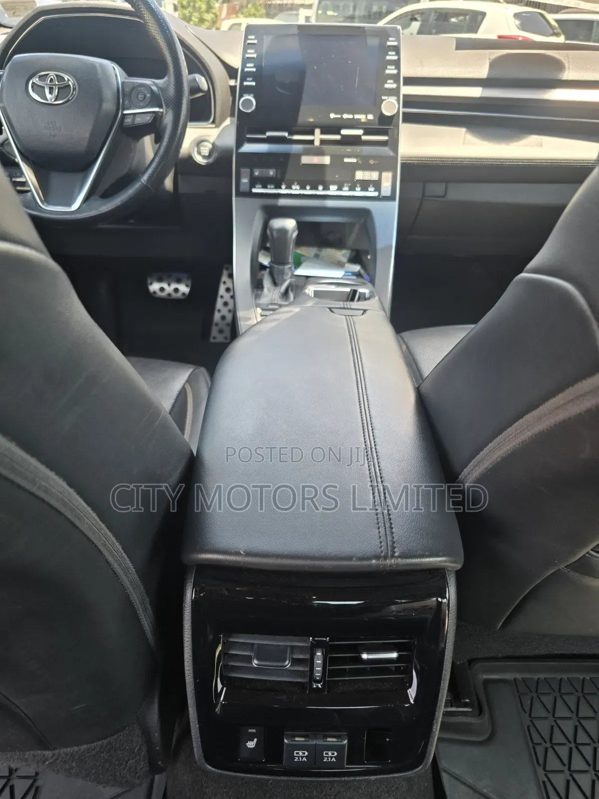 Toyota Avalon 2019 Blue