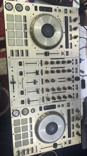 DDJ SX (Dj Controller)