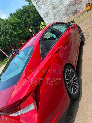 Hyundai Elantra SEL 2021 Red