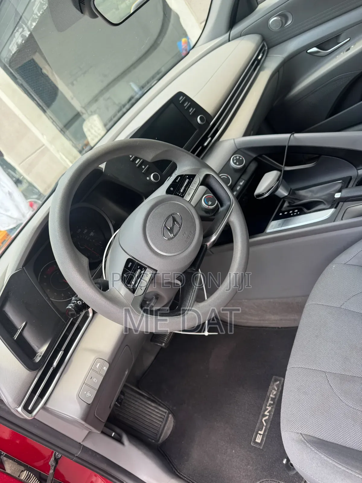 Hyundai Elantra SEL 2021 Red
