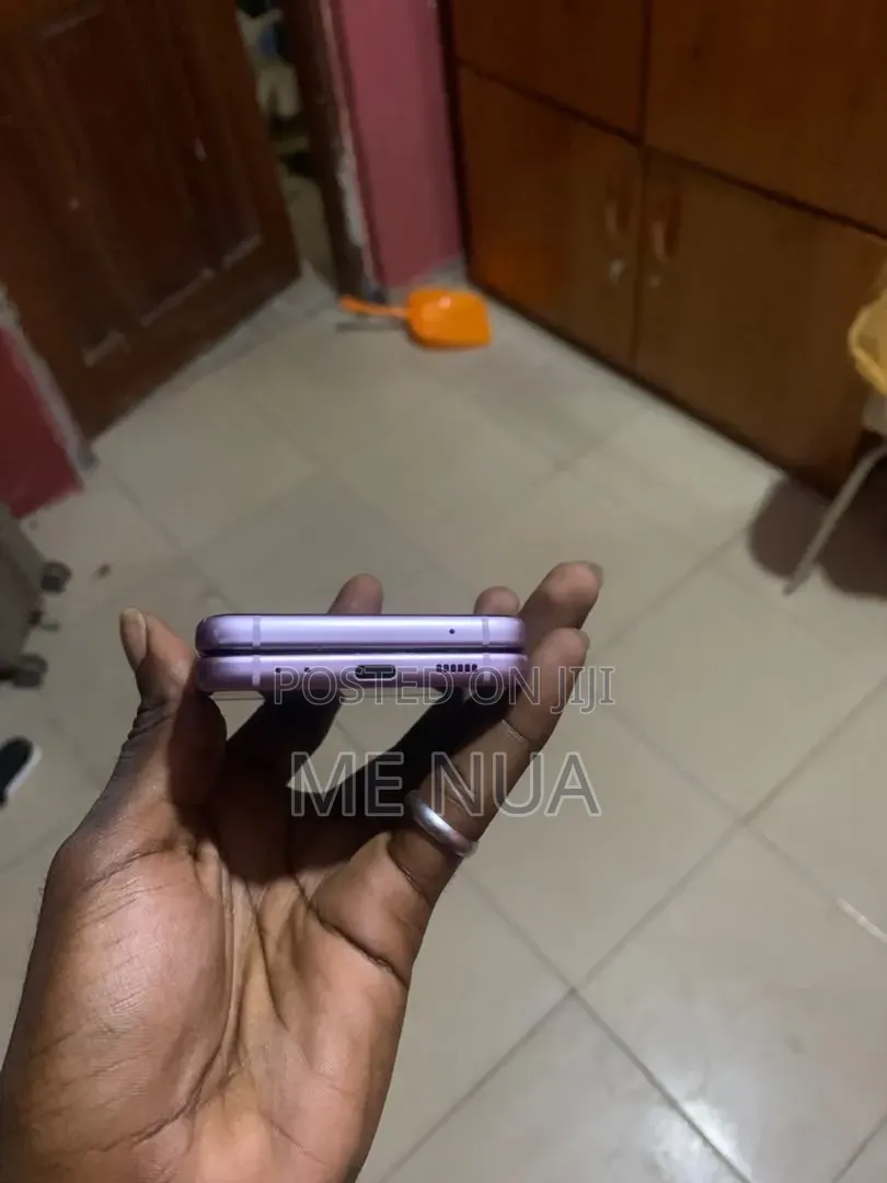Samsung Galaxy Z Flip3 5G 128 GB Purple