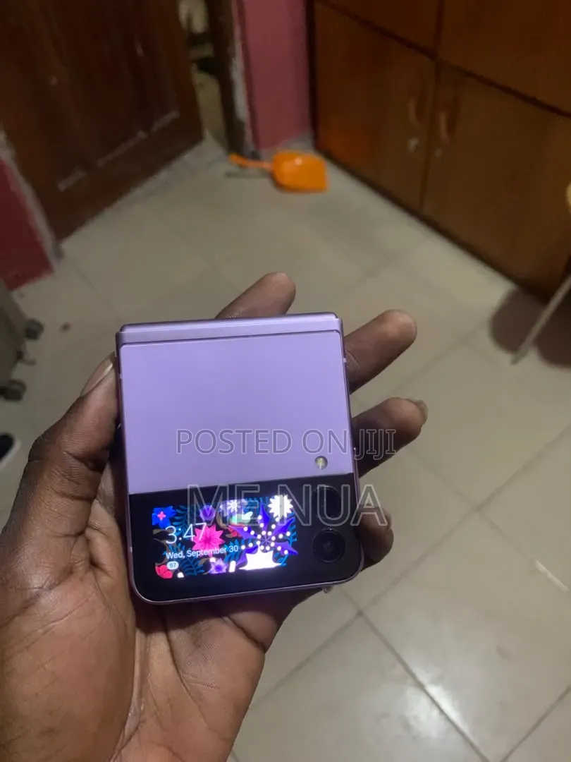 Samsung Galaxy Z Flip3 5G 128 GB Purple