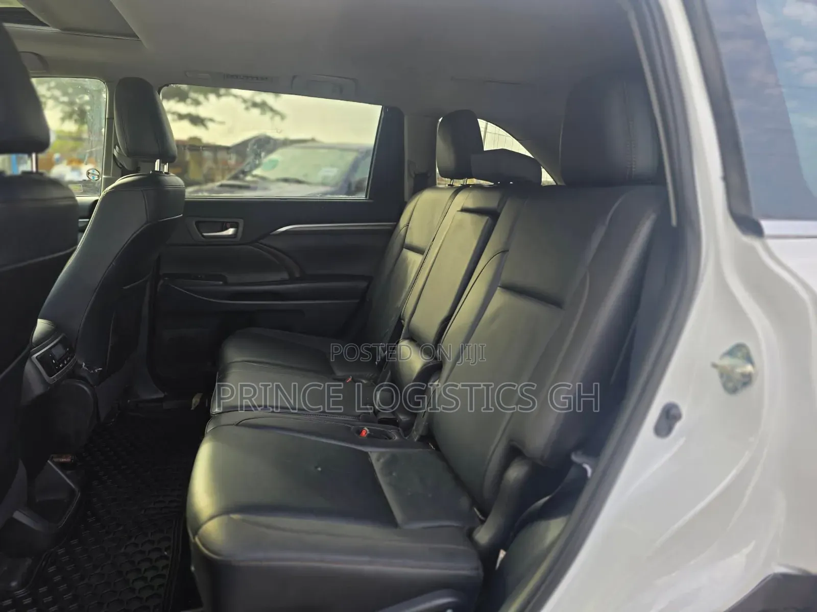 Toyota Highlander XLE 4x4 V6 (3.5L 6cyl 8A) 2018 White