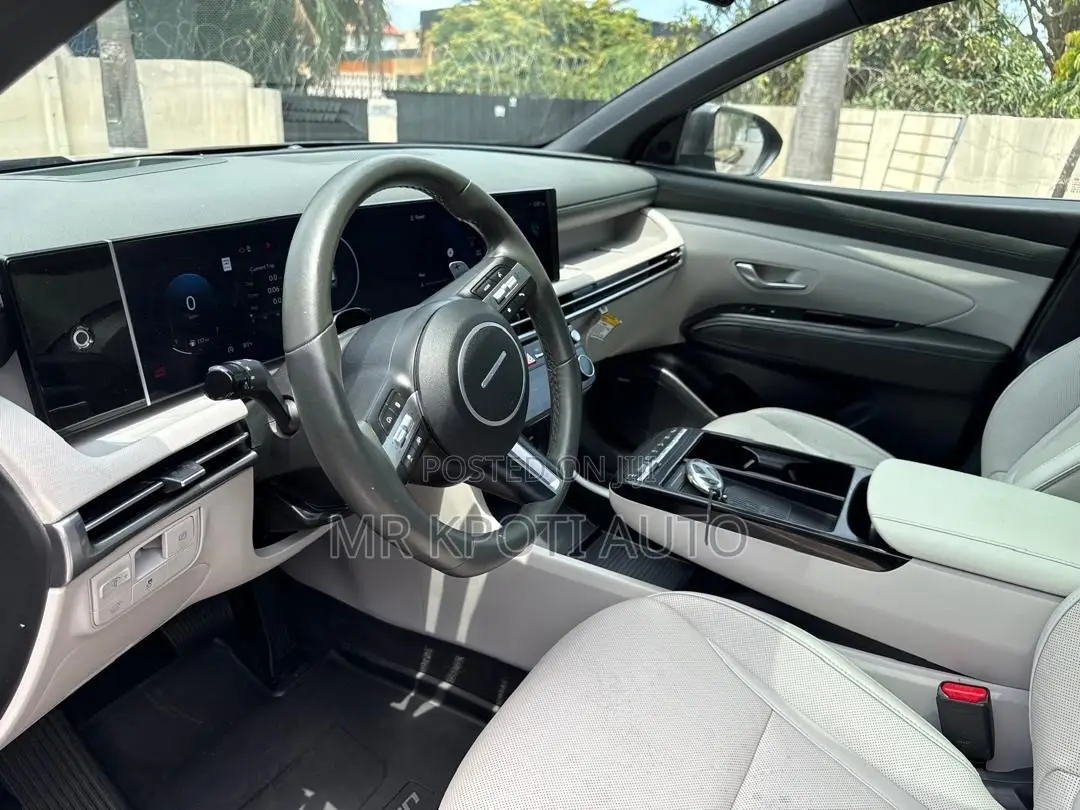 Hyundai Tucson 2025 Gray