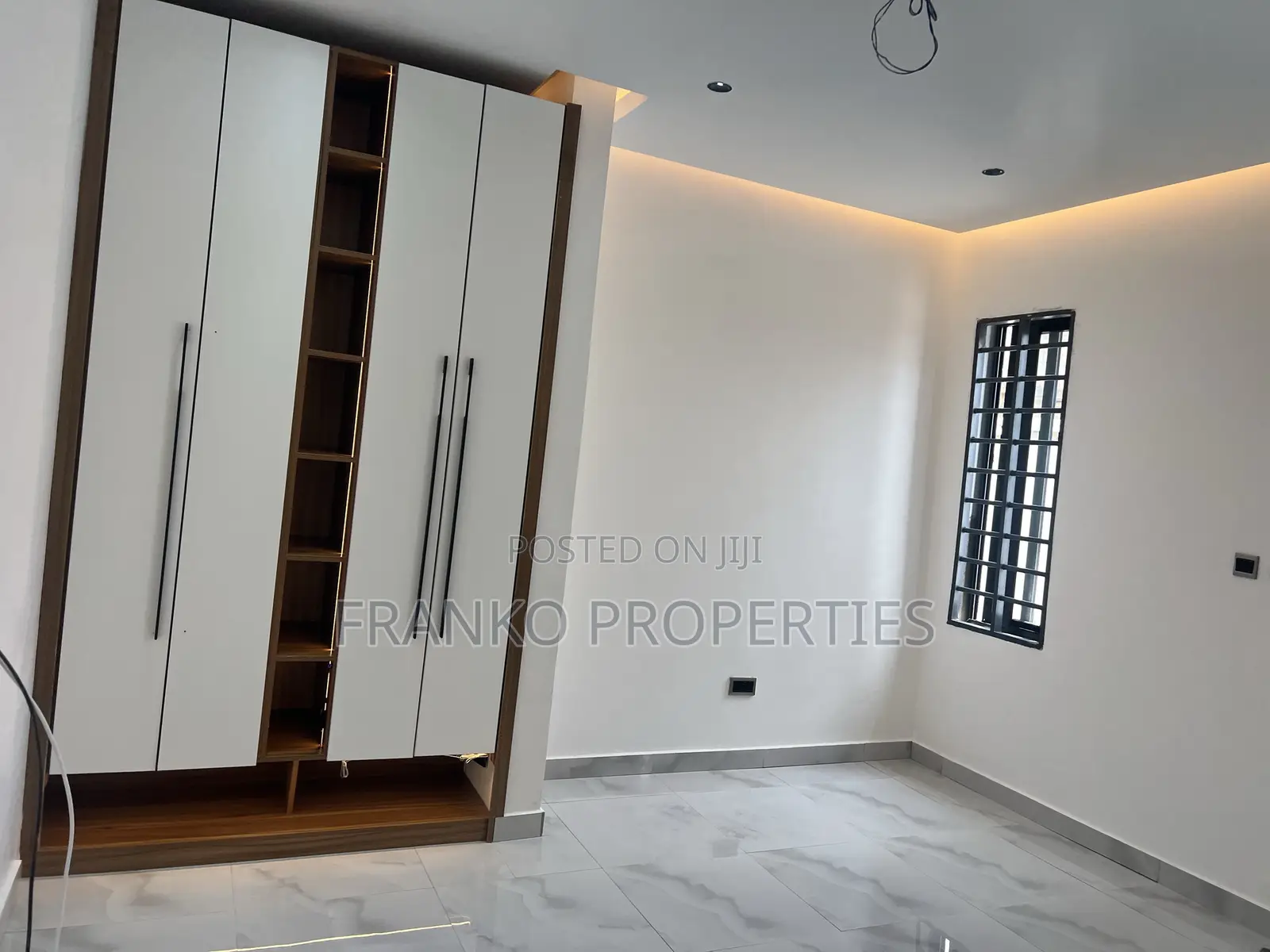3bdrm House in Franko Properties, Lake Side Estate for sale