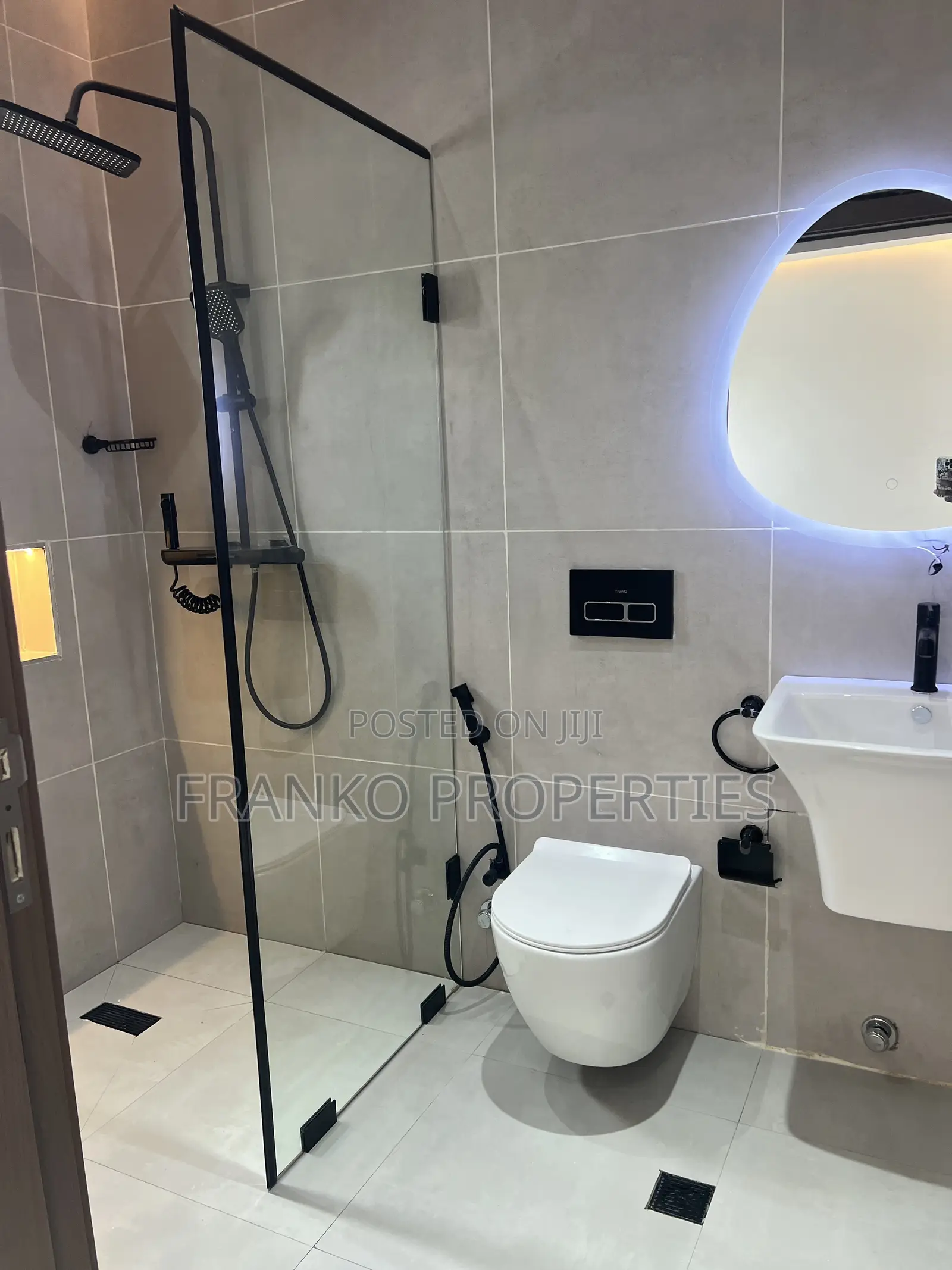 3bdrm House in Franko Properties, Lake Side Estate for sale