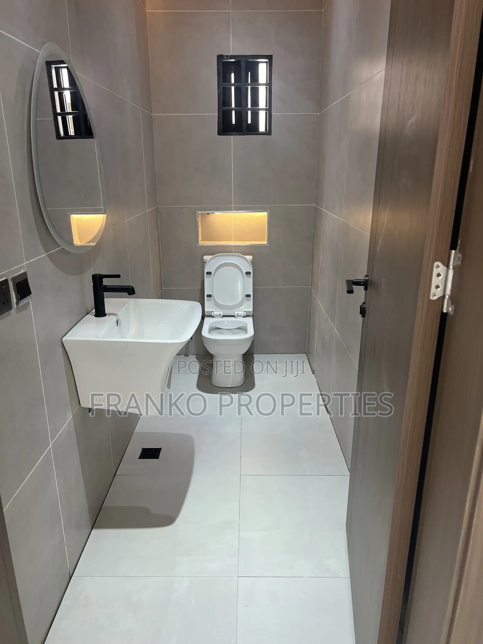 3bdrm House in Franko Properties, Lake Side Estate for sale