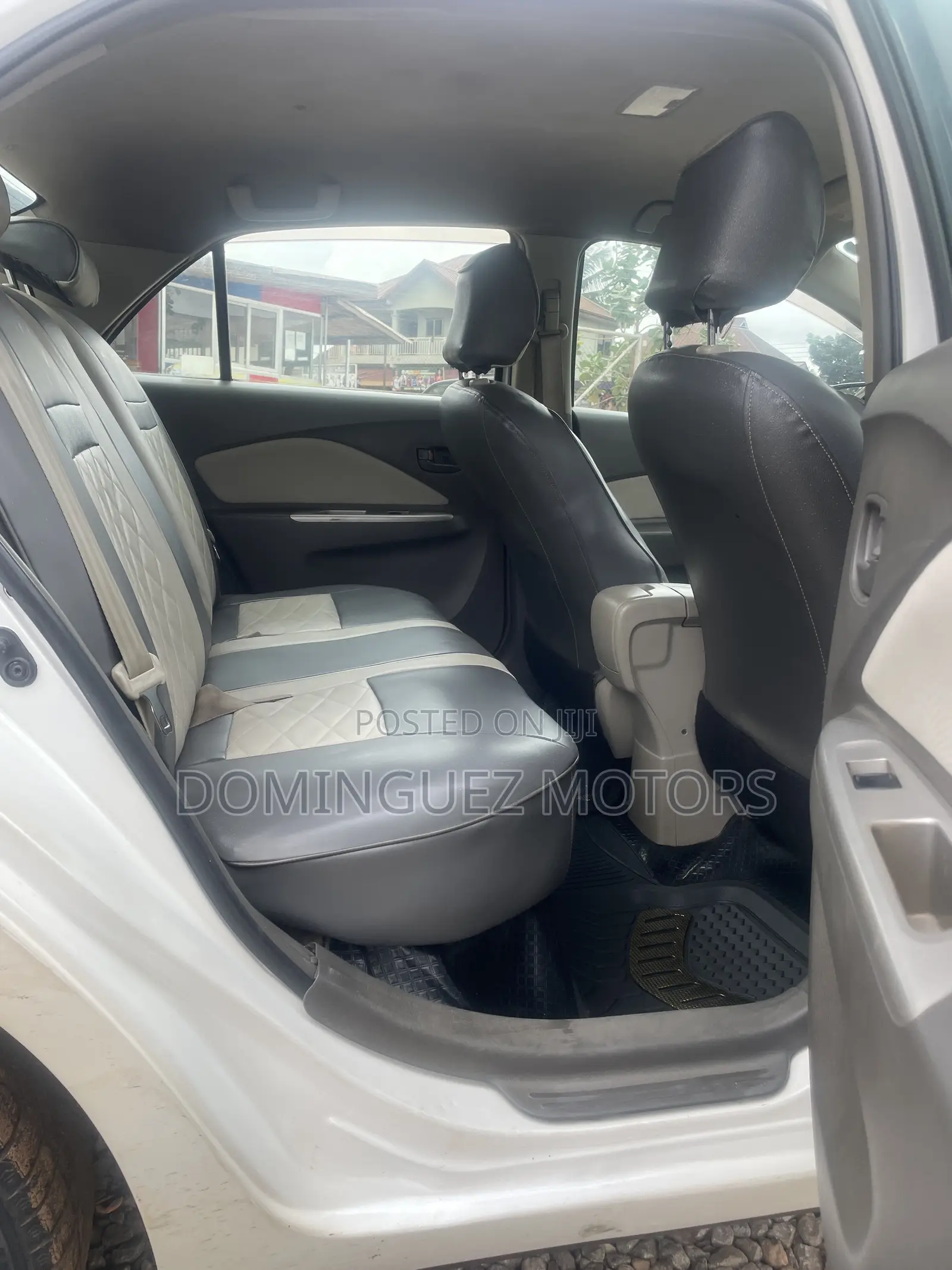 Toyota Belta 2010 White