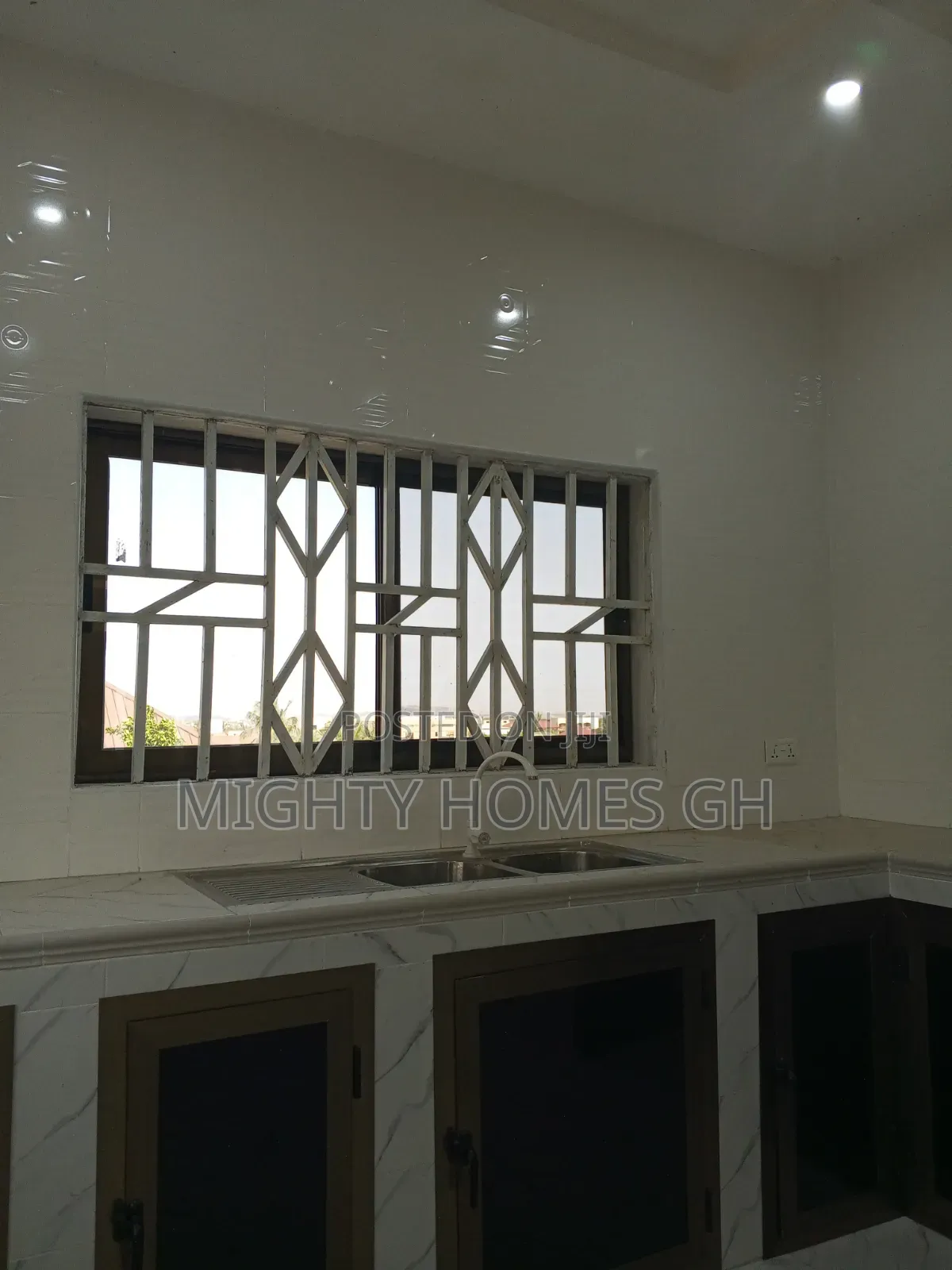 3bdrm Apartment in Mighty Homes, Kasoa for rent