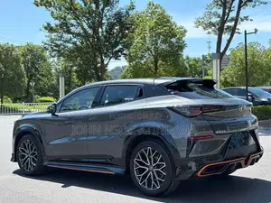 Changan UNI-T 1.5 FWD 2023 Silver