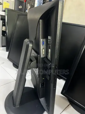 22 Inches Monitor
