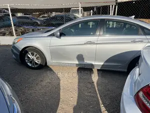 Hyundai Sonata 2010 Silver
