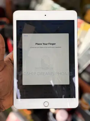 Apple iPad mini 4 128 GB Yellow