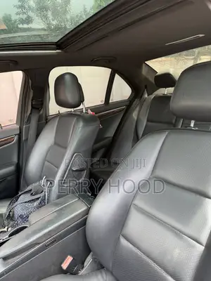 Mercedes-Benz C300 Luxury 4Matic Sedan AWD (3.0L 6cyl 7A) 2012 Black