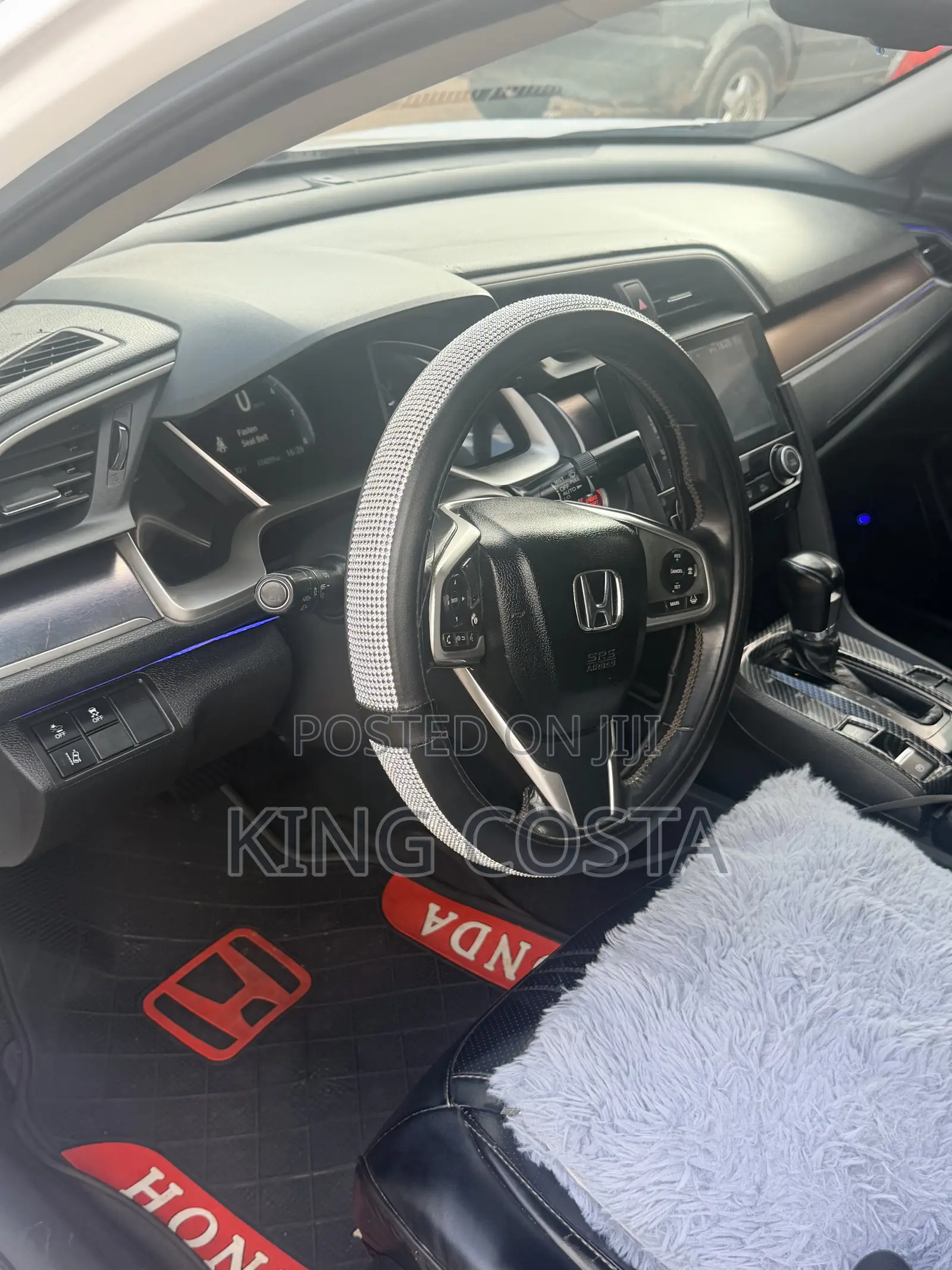Honda Civic Touring 4dr Sedan (1.5L 4cyl) 2017 White