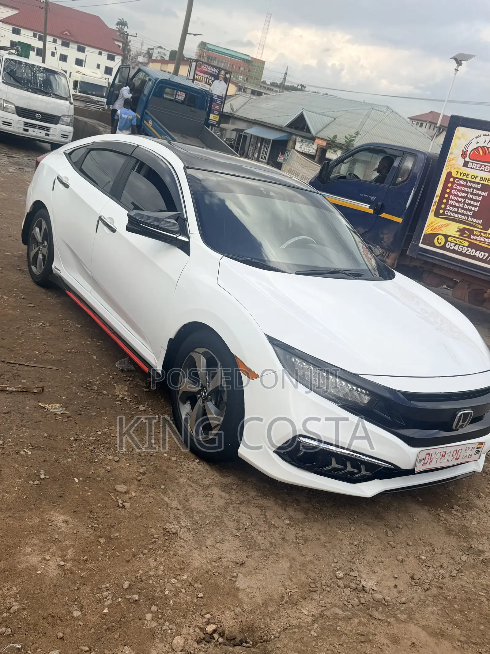 Honda Civic Touring 4dr Sedan (1.5L 4cyl) 2017 White