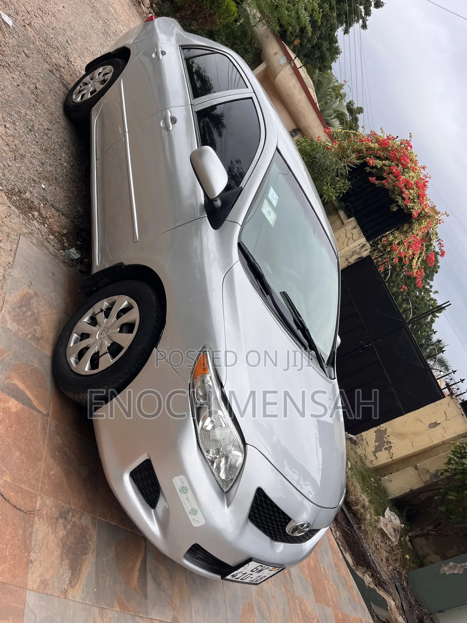 Toyota Corolla 2010 Silver